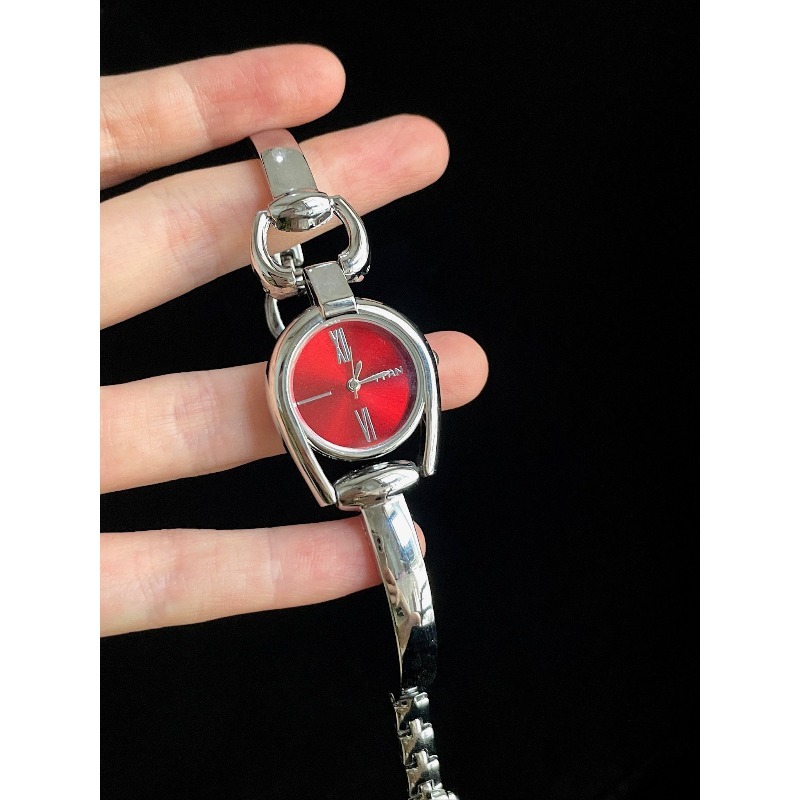 Vintage Rosy Glow Moment Watch - огляд і ціна Moments Watches & Jewelry Burlington