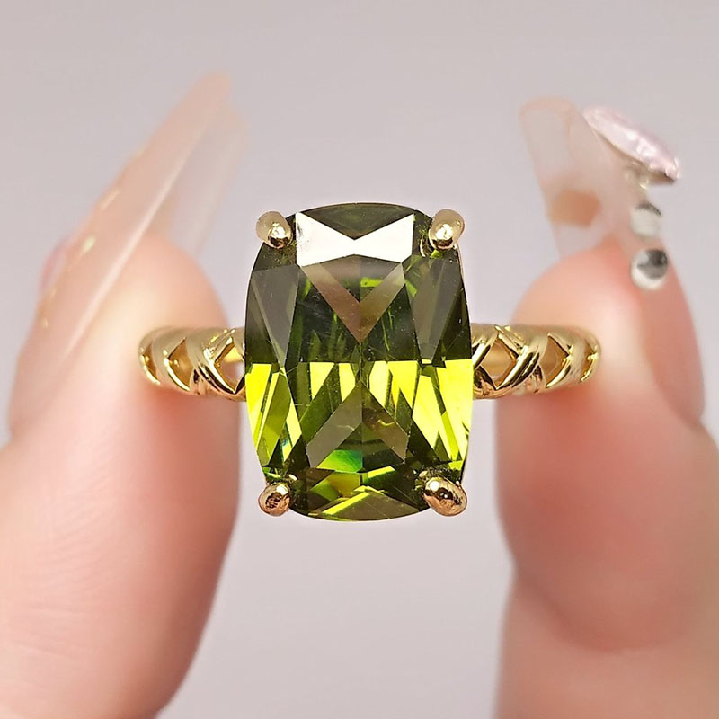 Olive Green Crystal Square Sto - огляд і ціна Birthstone Ring Set
