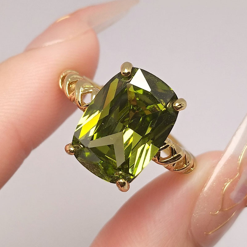 Olive Green Crystal Square Sto - огляд і ціна Birthstone Ring Set