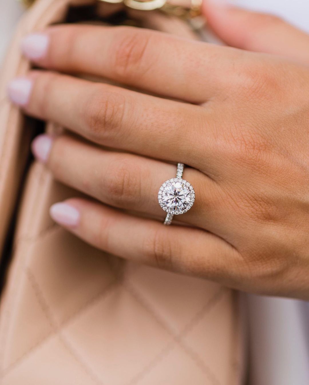 2.5CT Lab‑Created Moissanite W - огляд і ціна Moissanite Ring
